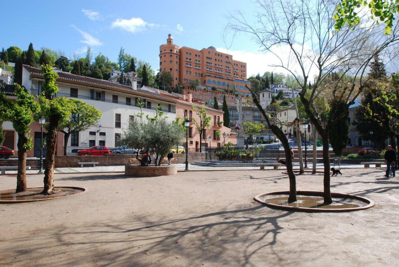 Apartamento De Diseno Con Jacuzzi Privado Granada Esterno foto