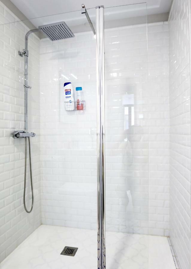 Apartamento De Diseno Con Jacuzzi Privado Granada Esterno foto